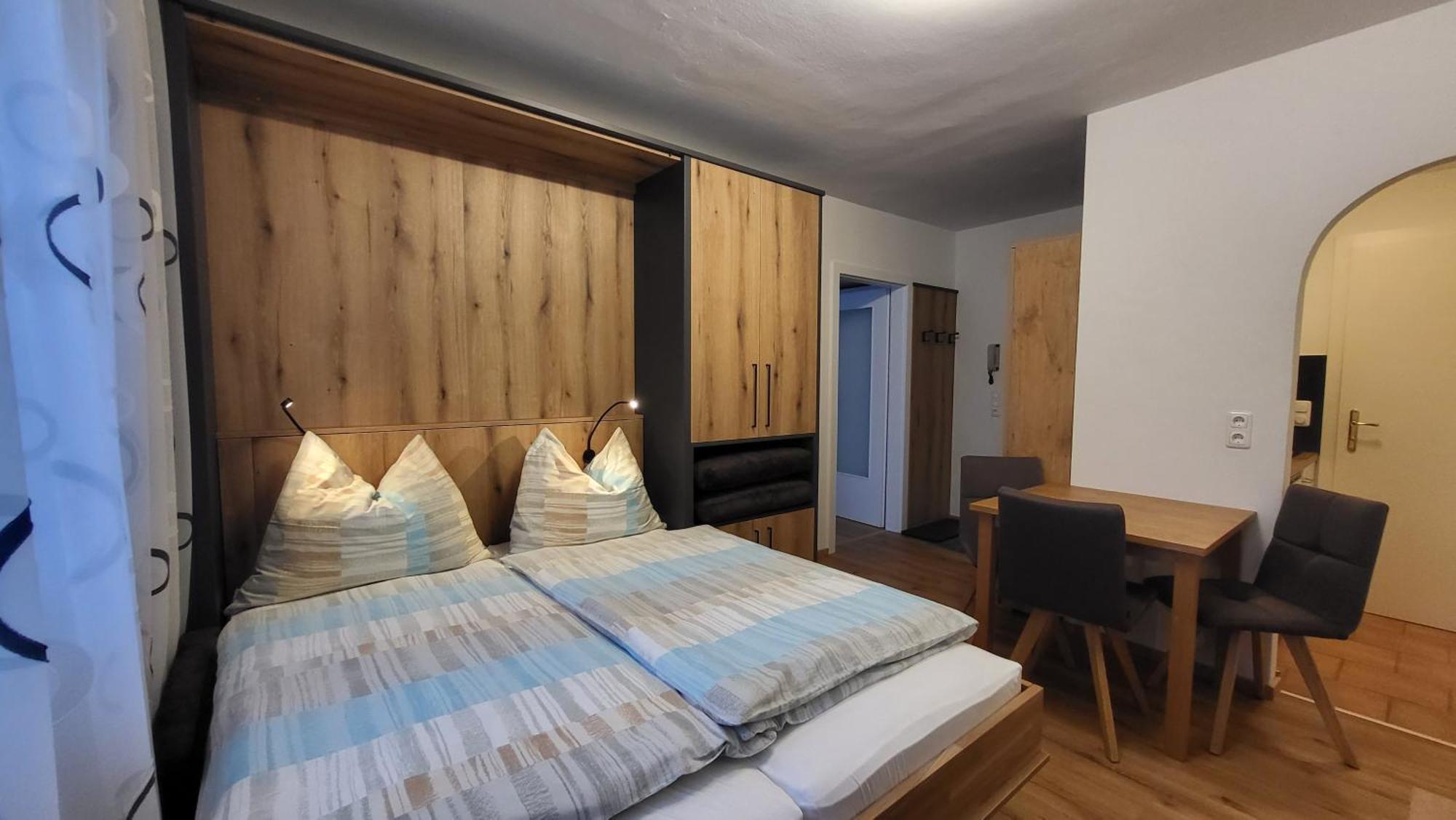 Appartements Mayr Inklusive Ganzjaehrig Gratis Zugang Zur Alpentherme Und Im Sommer Kostenlose Bergbahnnutzung Бад Хофгащайн Екстериор снимка